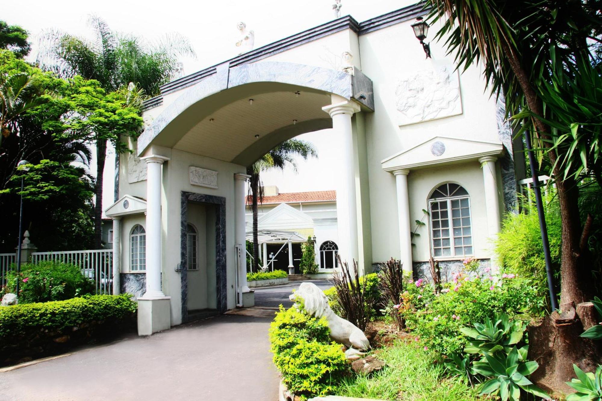 Hotel Dona Beja Araxa Exterior photo
